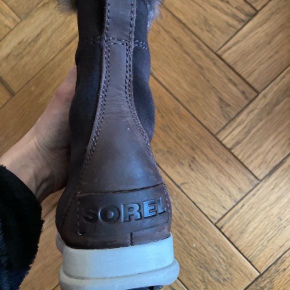 Sorel suede boots - Picture 3 of 5